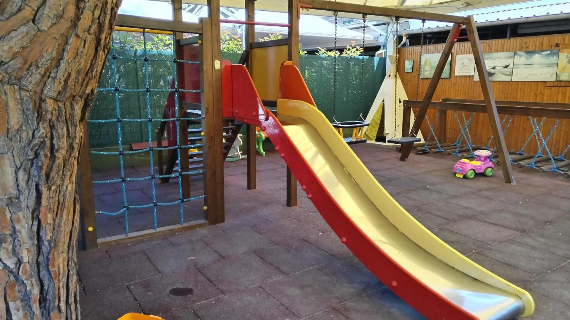 *** Holiday park Camping Roma Villa Ventimiglia Italy